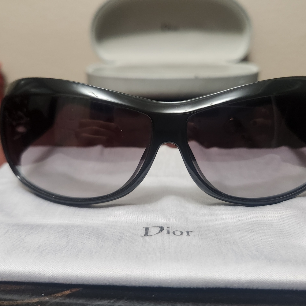 Vintage Dior Sunglasses - Picture 3 of 5
